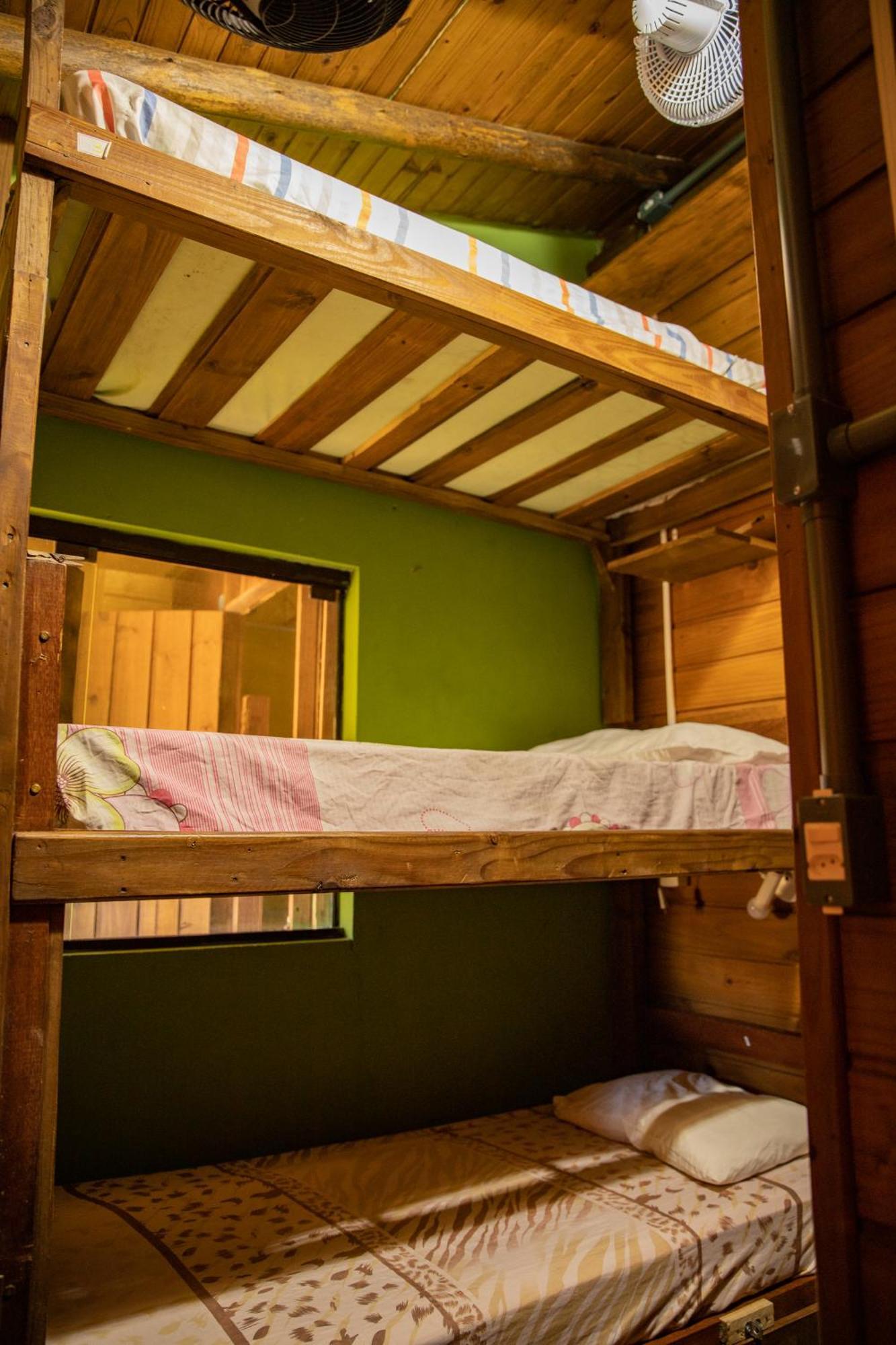 Guarda Encantada Surf Hostel Palhoca Bagian luar foto